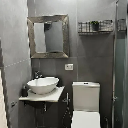 شقة Giupa's Second *